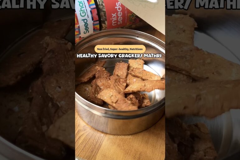 Healthy Snacks #bakedmathri#nonfried#shorts#recipeindescription