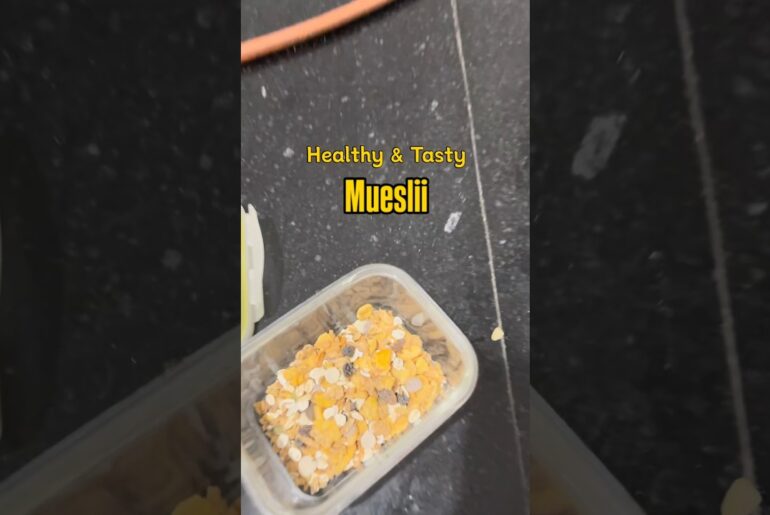 Weight Loss Breakfast Recipe|Healthy & Tasty Breakfast Recipes|My Muesli Bowl Recipe for Weight Loss