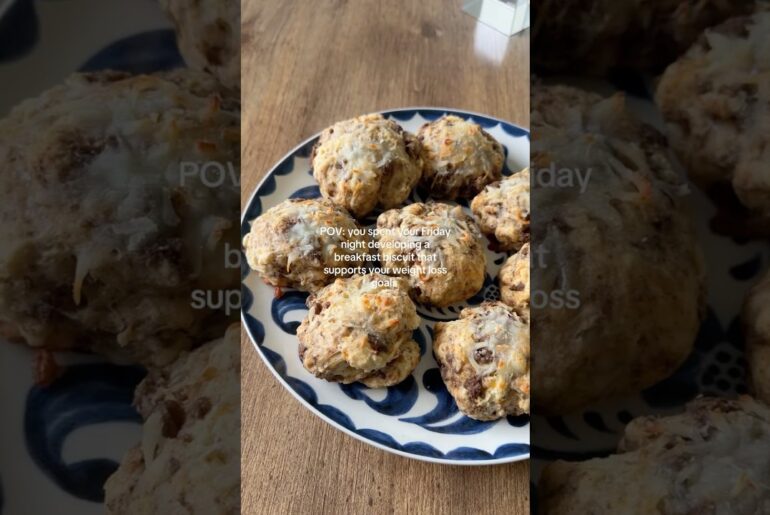 A breakfast biscuit that supports your weight loss goals #protein #breakfastrecipe