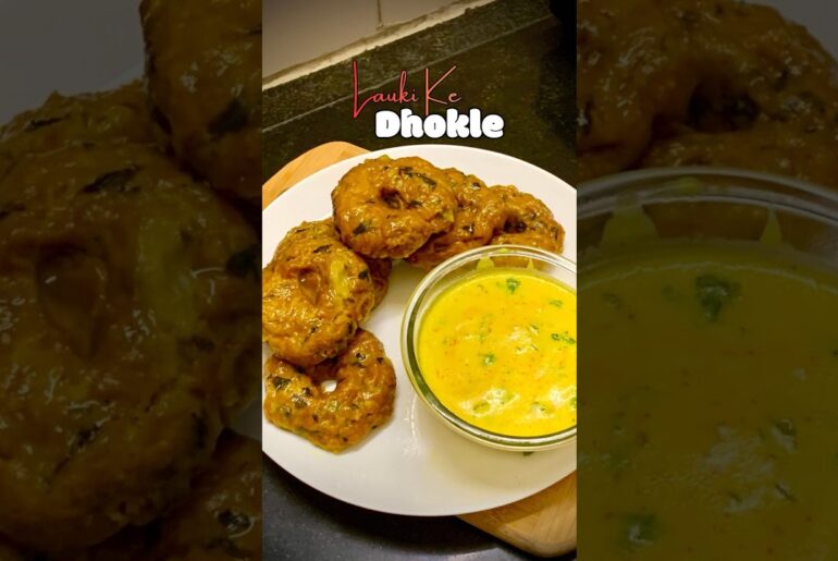 Soft & spongy lauki ka dhokla | Healthy breakfast recipe | easy lauki recipe #shorts