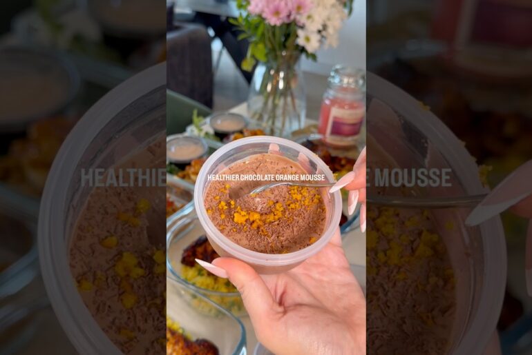 Healthier chocolate orange mousse! #healthyrecipes #easyrecipe #healthydessert
