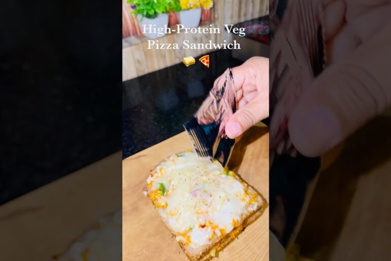 High Protein and Healthy Pizza Sandwich | High Protein Recipes | Healthy Pizza