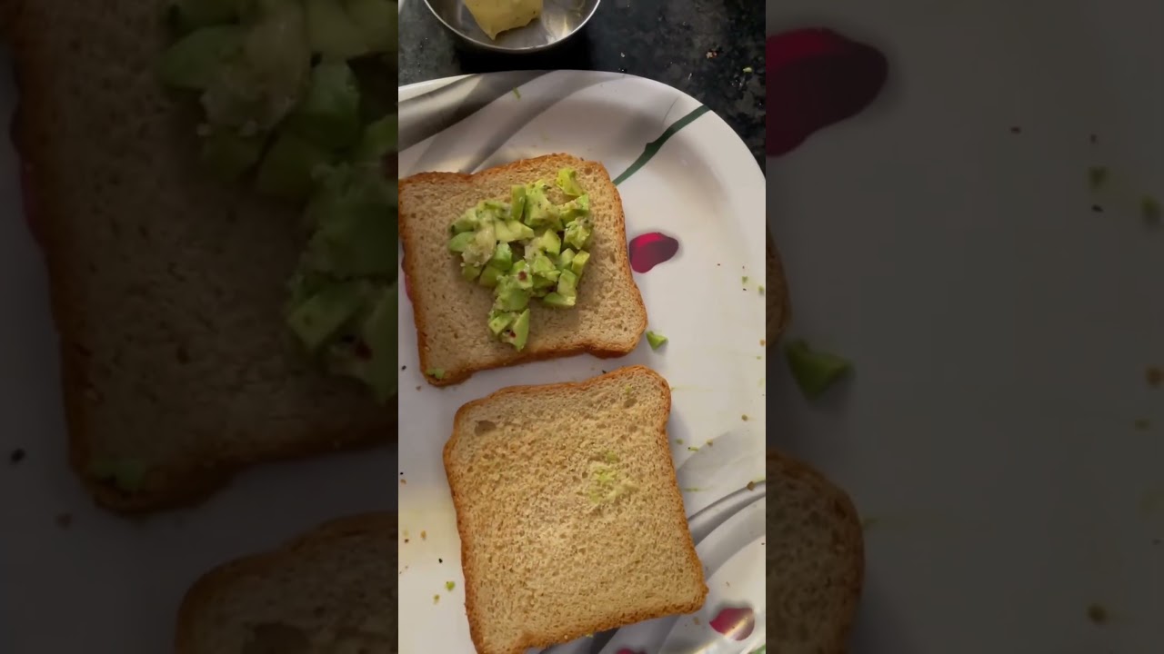 The Perfect 5-Minute Avocado Toast #recipe #brunch #healthylifestyle The Perfect 5-Minute Avocado Toast #recipe #brunch #healthylifestyle
