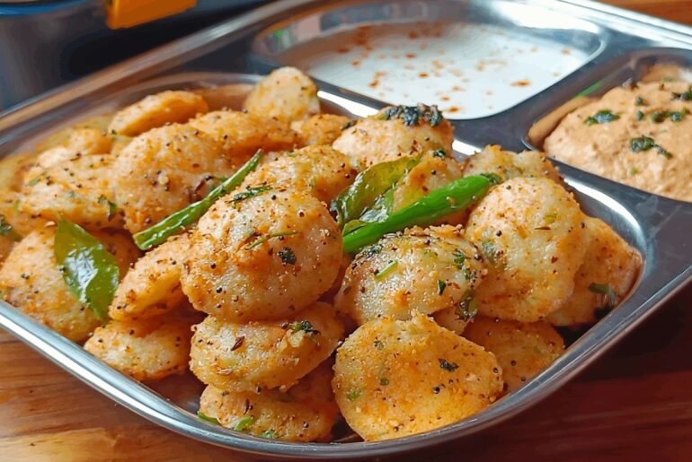 Healthy Mini Rava Idli Fry | Instant Breakfast Recipe | Kids Lunch Box Special