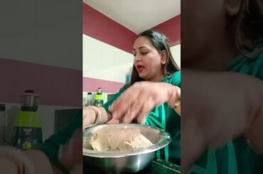 jab bhi Puri ke liye aata guthe# #food #healthy #recipes #Puri banane ki vidhi#YouTube short video