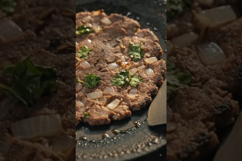 Ragi Roti Recipe | Traditional Karnataka Style | Healthy & Crispy Ragi Roti