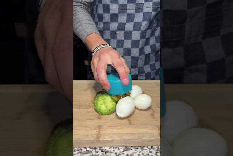 Spicy Dill Pickle Egg Salad Sandwich Recipe