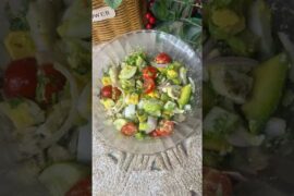 My favourite Healthy Avocado Salad Recipe!!!!