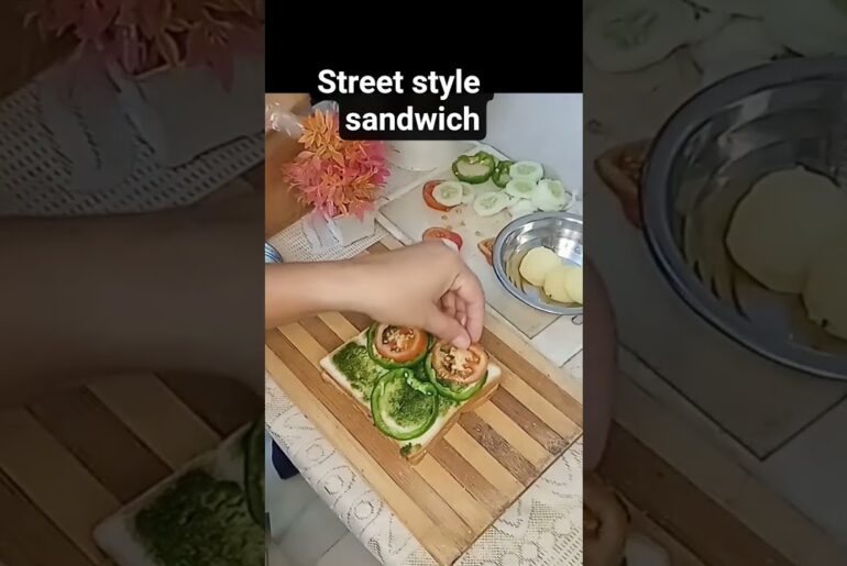 Aaj chai ke sath sandwich ho jaaye #food #recipe #shortvideo