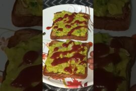 Avocado toast recipe#shorts #youtubeshorts