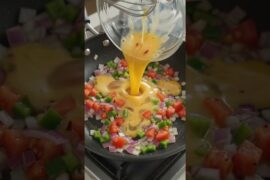 Easy and healthy Breakfast recipe, low calorie veggies Omelette #veggies #breakfast #dietfood #easy