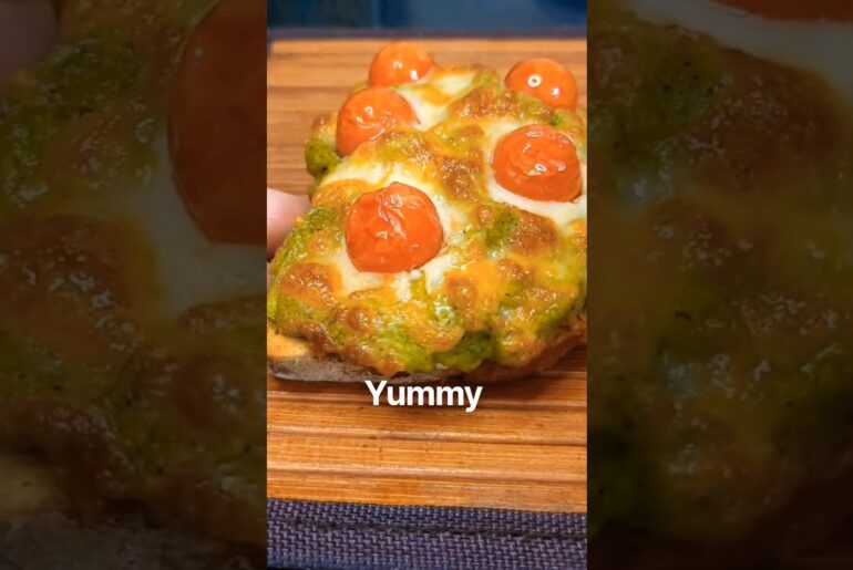 Cheesy Avocado Toast for kids tiffin #shorts #sandwich #breakfast