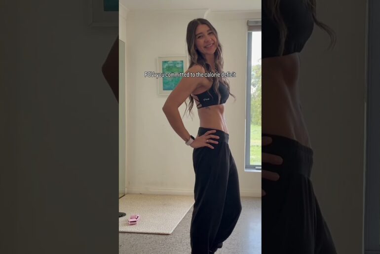 Grab my guide to learn how I did it #lowcarb #caloriedeficit #lowcalorie #highprotein #weightloss
