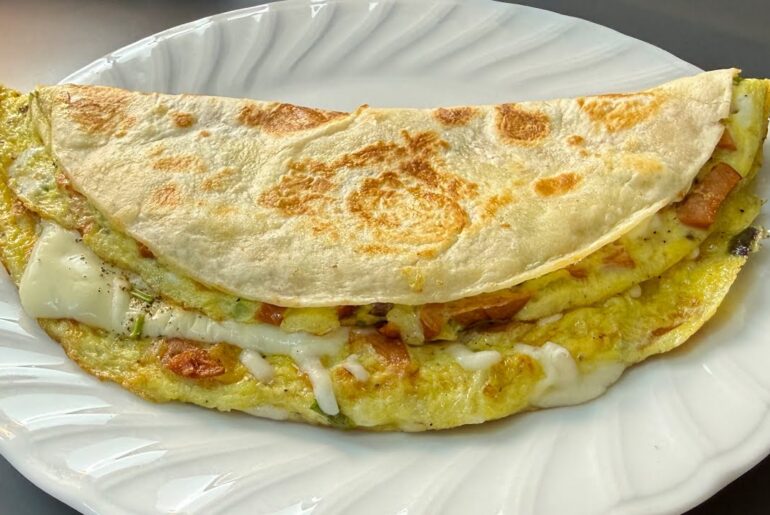 10 Minutes Recipe - Quick & Easy Breakfast Recipe  2 TOAST In One Pan