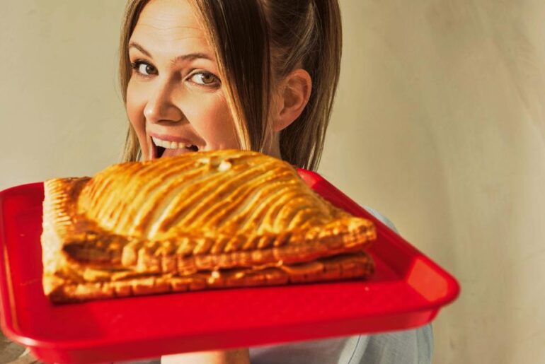 Poppy Cooks The Actually Delicious Batch Cookbook recipes