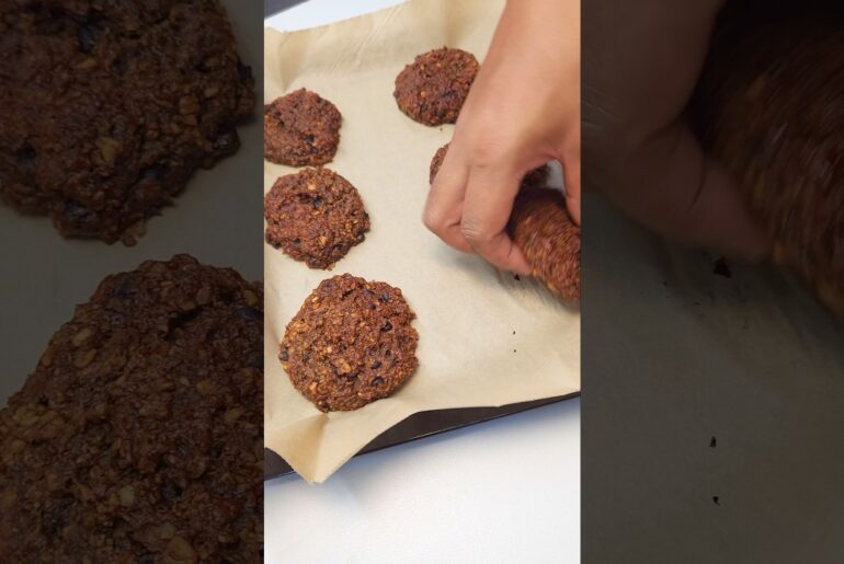 Banana Oatmeal Cookies (100% Guilt-Free & Vegan) #Shorts #easyrecipes #healthysnacks