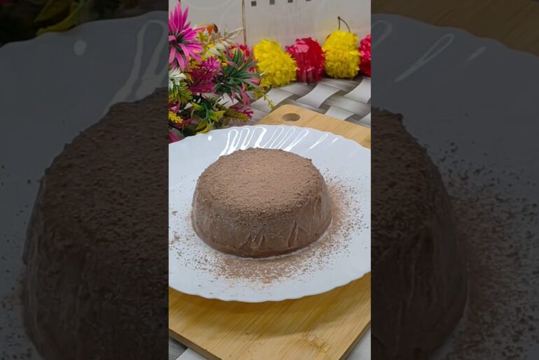 3 Ingredients Healthy Banana Chocolate Mousse Cake recipe ! Easy sweet recipe #shorts #recipe #viral