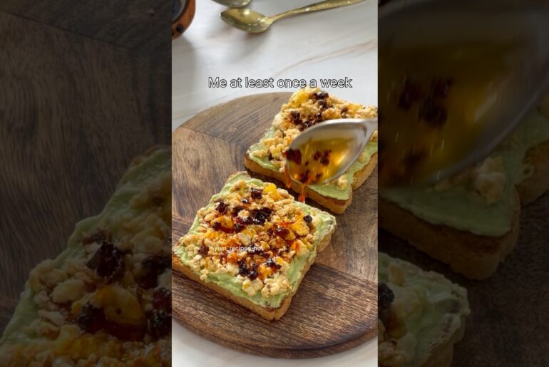 High Protein Avacado Egg Toast #shorts #youtubeshorts #viral #trending #egg #breakfast #healthy