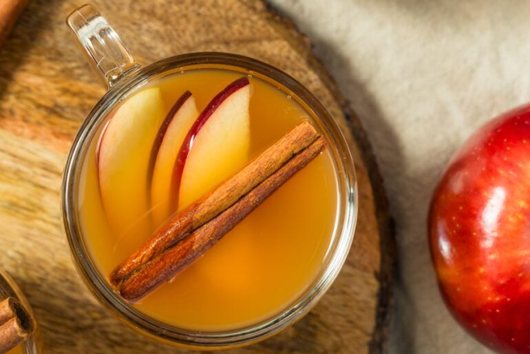 Make Homemade Apple Cider So Much Better By Adding This Ingredient