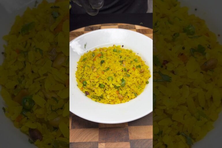 Healthy Breakfast Poha Recipe #shorts
