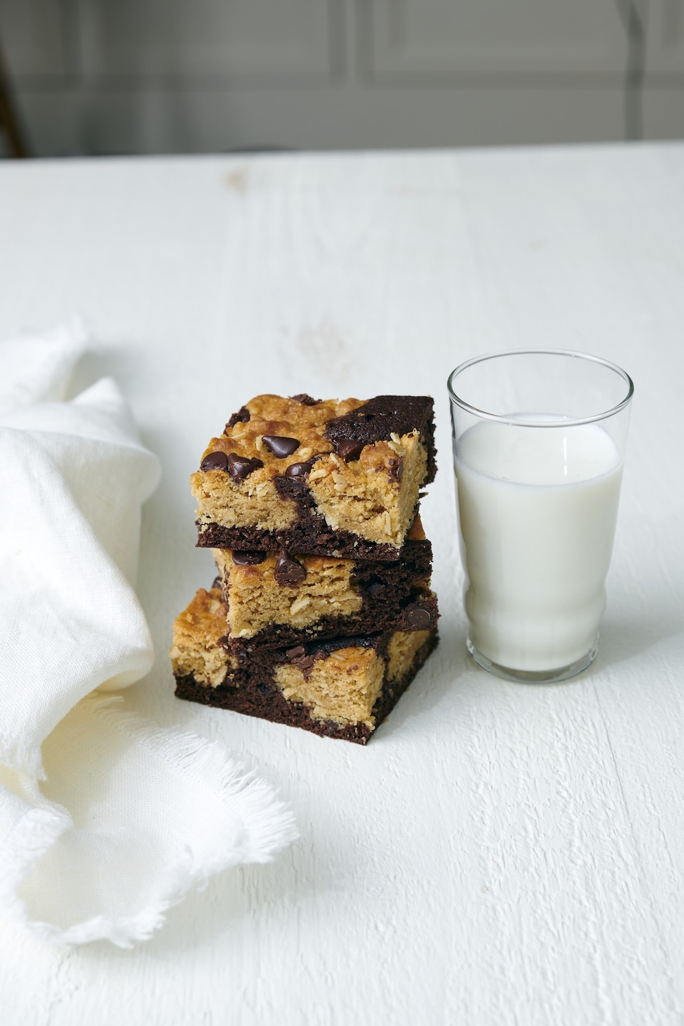 PHOTO: John Kannell's Peanut Butter Oatmeal Brookies from his new cookbook, "Preppy Kitchen Everyday Baking: Because It's Always Time for Dessert."
